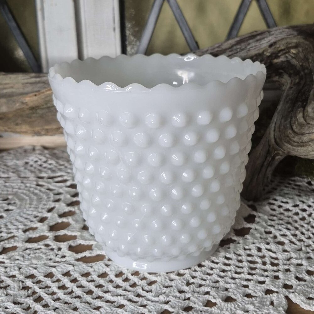 Hobnail Milk Glass Planter 5" - Picture 4 of 7